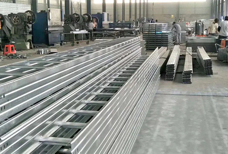 1.5 - γαλβανισμένη αντίσταση διάβρωσης δίσκων καλωδίων χάλυβα δίσκων καλωδίων τύπων σκαλών 2.5mm