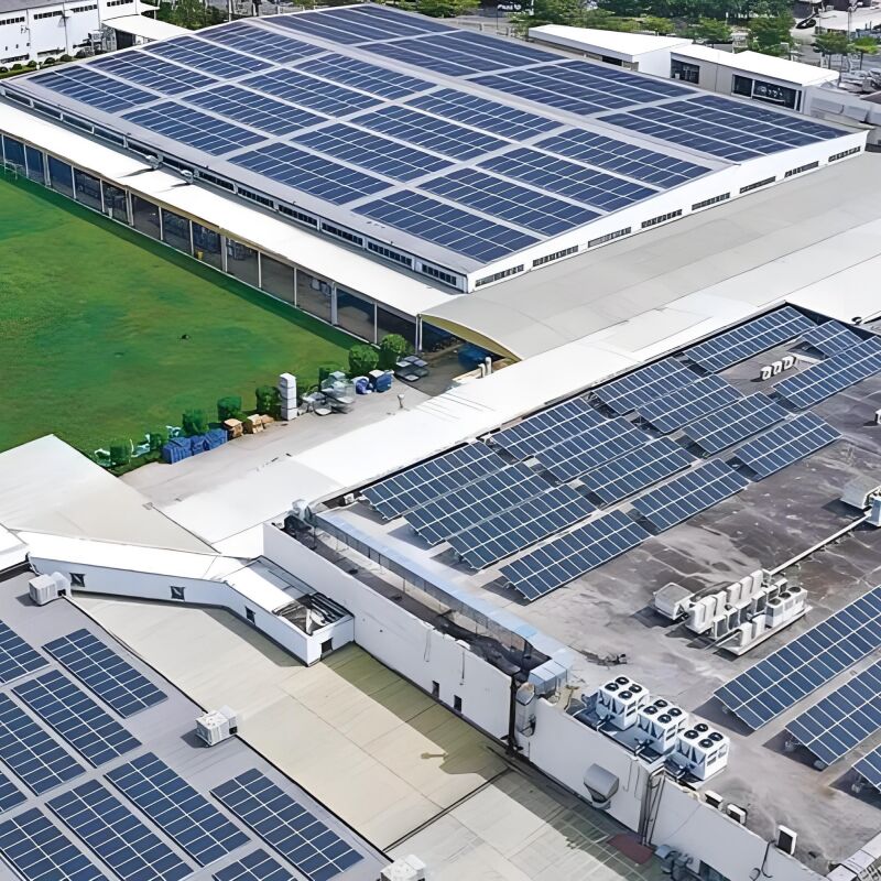 Κράτες για την τοποθέτηση ηλιακών πάνελ στην οροφή που παρέχουν σύστημα υποστήριξης ηλιακών πάνελ με ελάχιστη διείσδυση στην οροφή και γρήγορη διαδικασία εγκατάστασης