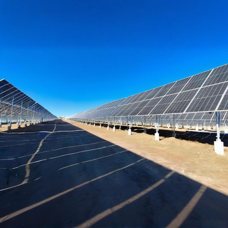 Γήινες θύρες ηλιακής τοποθέτησης κατασκευασμένες από ανθεκτικό γαλβανισμένο χάλυβα με μοναδικό σχεδιασμό στοίβας που παρέχει σταθερή και σταθερή τοποθέτηση ηλιακής μονάδας