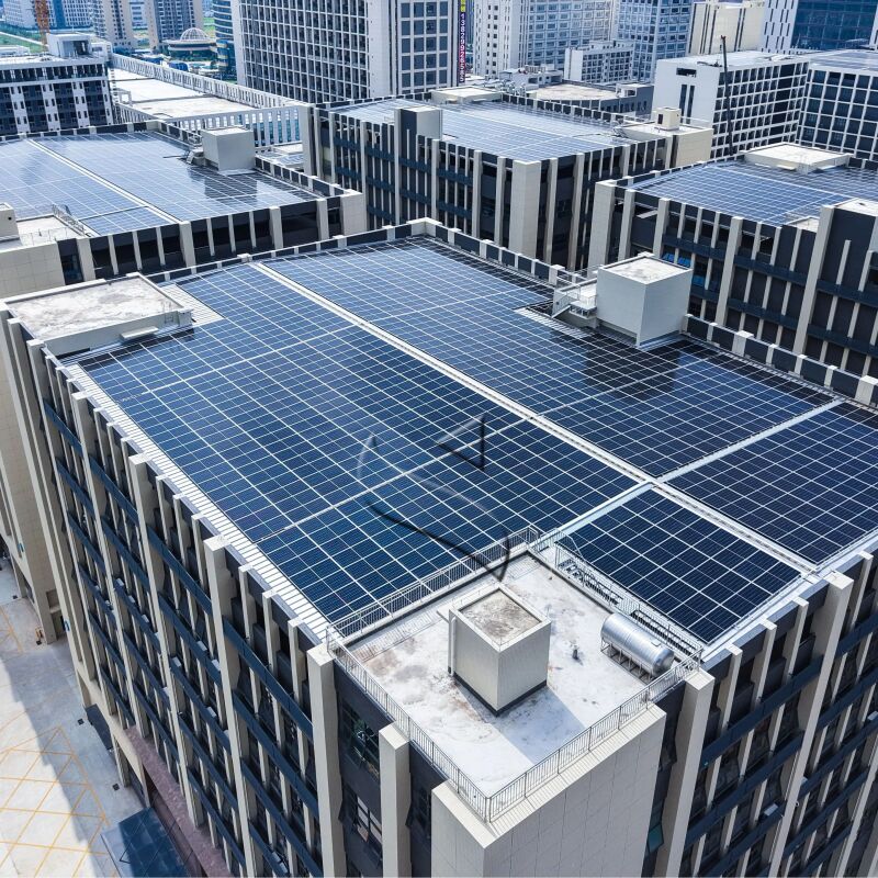 Συστήματα εγκατάστασης ηλιακών πάνελ στην οροφή συμβατά με διαφορετικές ηλιακές μονάδες που προσφέρουν ευέλικτες λύσεις εγκατάστασης στην οροφή